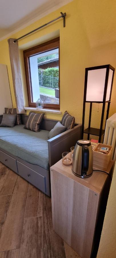 Bed and Breakfast Lo Noyer Et Les Roses Сен-Никола Экстерьер фото