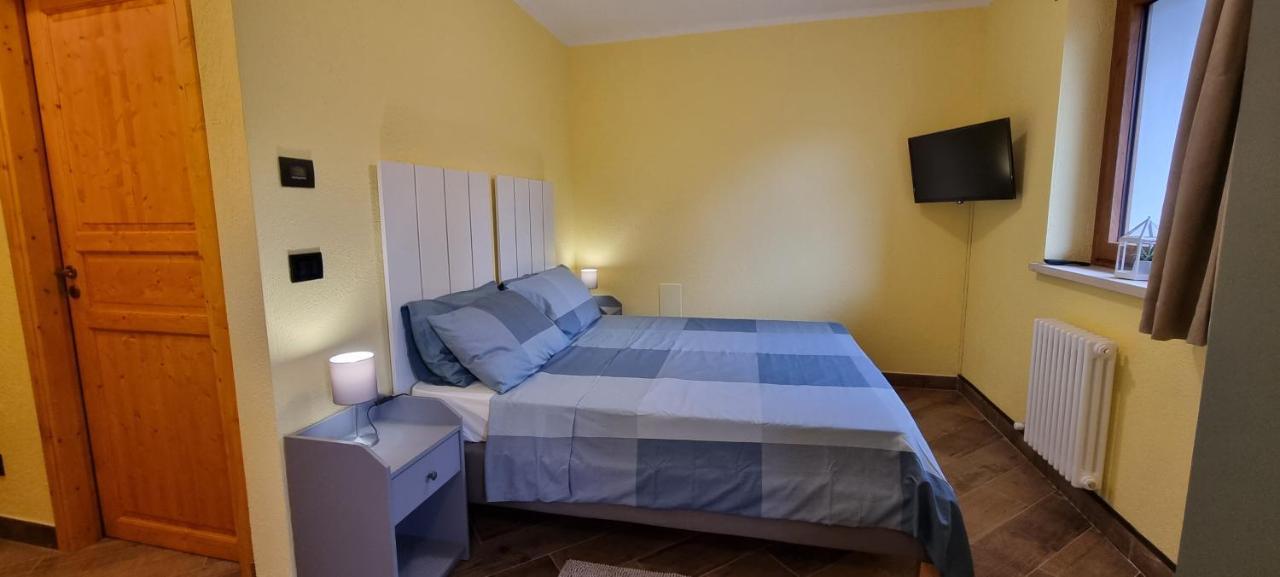 Bed and Breakfast Lo Noyer Et Les Roses Сен-Никола Экстерьер фото